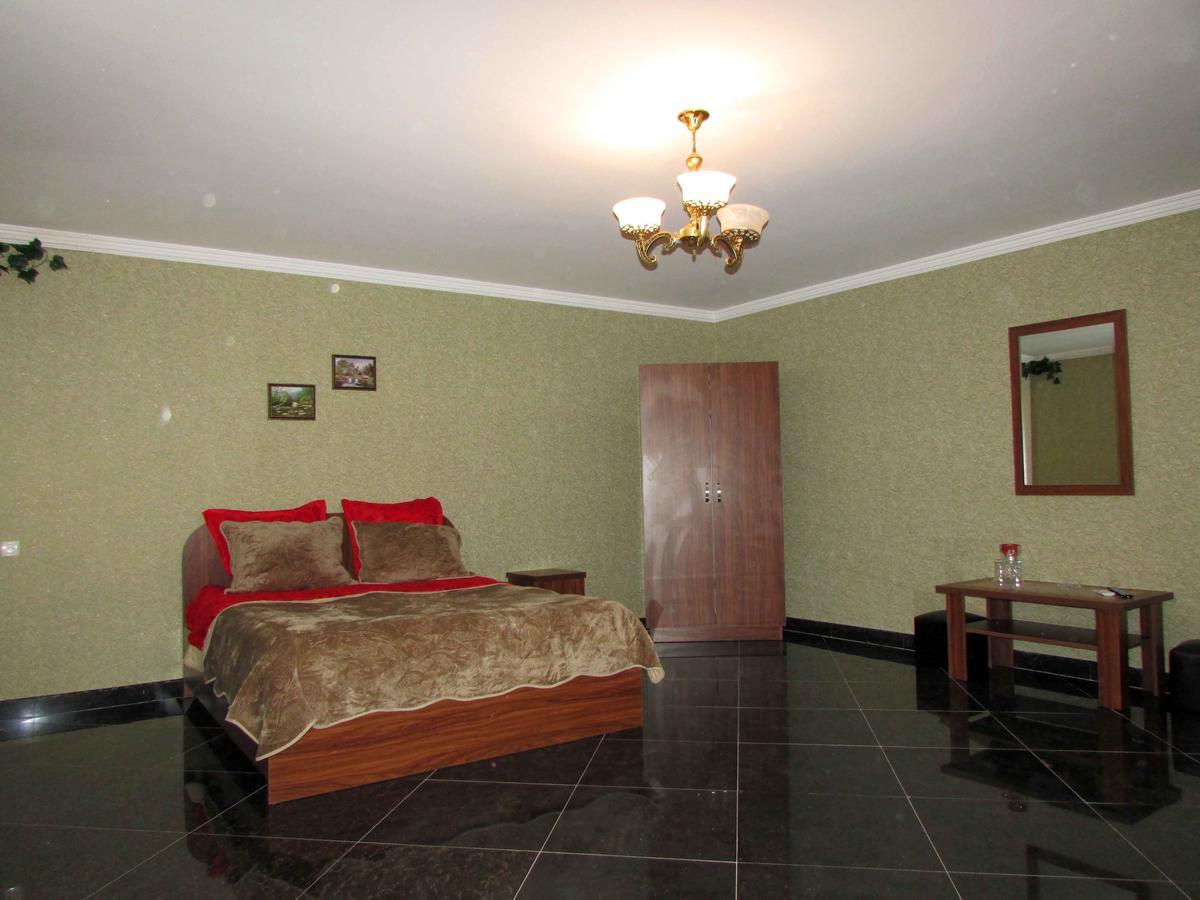 Hotel Gold Tbiliszi Kültér fotó