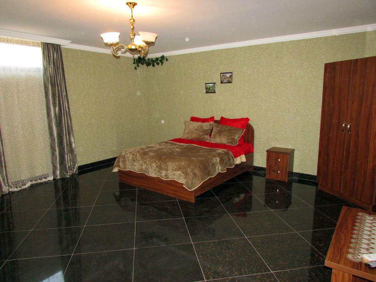 Hotel Gold Tbiliszi Kültér fotó